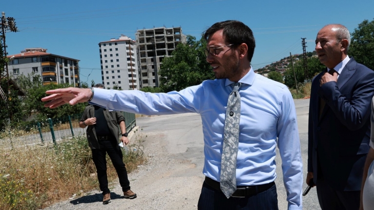 YENİYURT MAHALLESİNDE ASFALT ÇALIŞMALARI DEVAM EDİYOR
