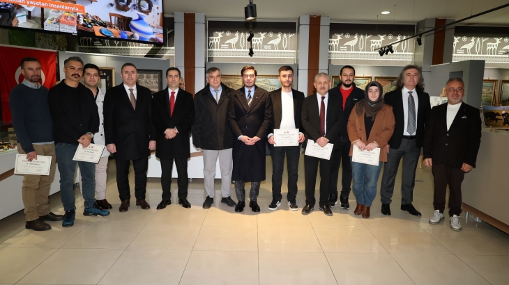 TOKATLI SANATÇILARDAN ÖDÜLLÜ FOTOĞRAFLAR SERGİSİ